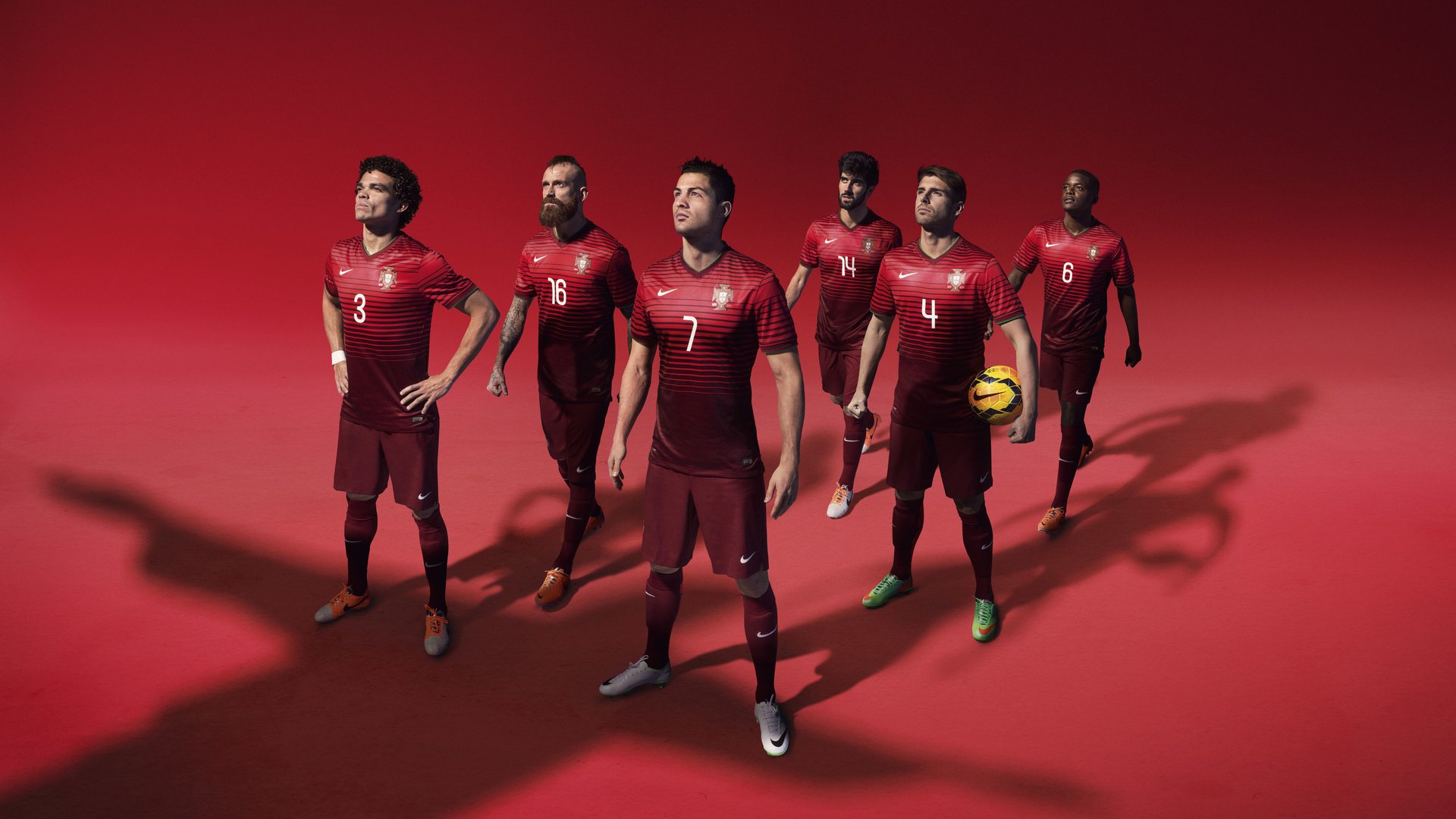 kering.com-“荒野骑士”——在极端环境中的速度之战,荒野骑士吉他谱